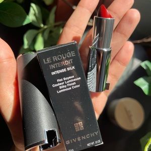 Givenchy Le Rouge interdit intense silk